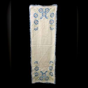 Floral Table Runner 40 x 13